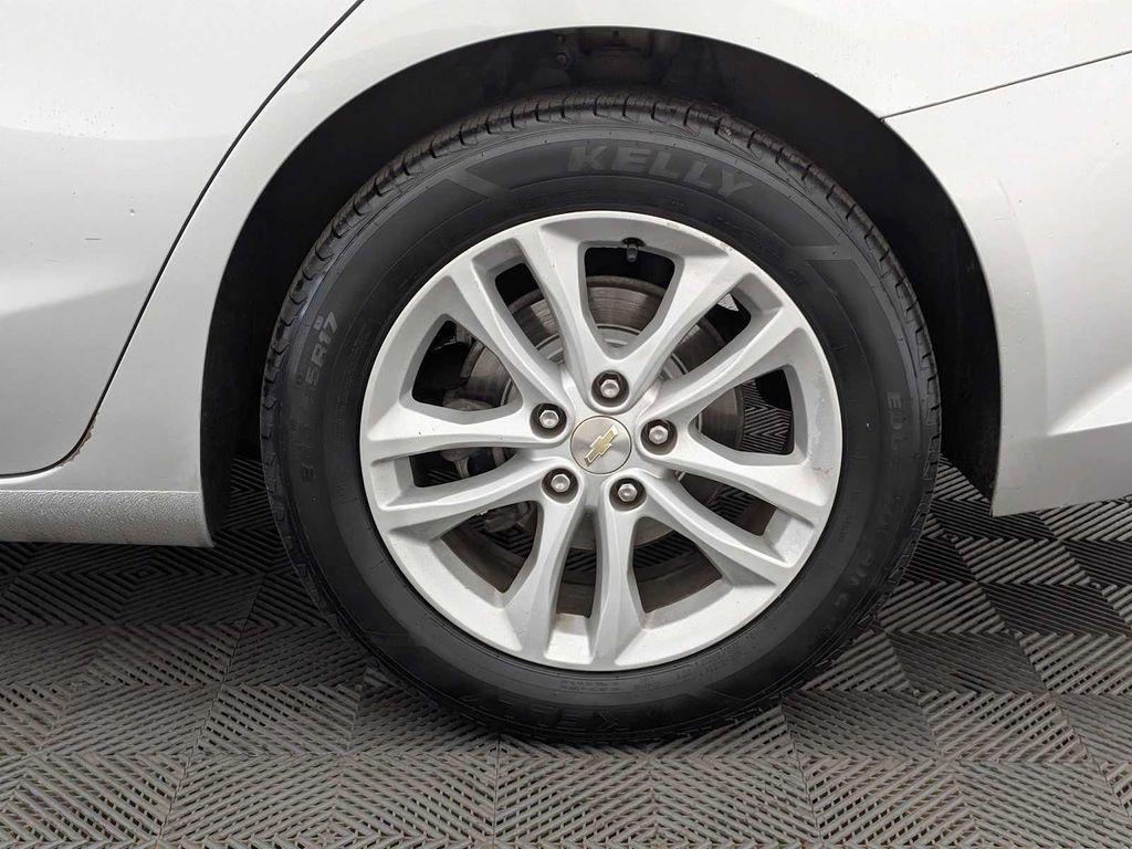 used 2018 Chevrolet Malibu car, priced at $9,995