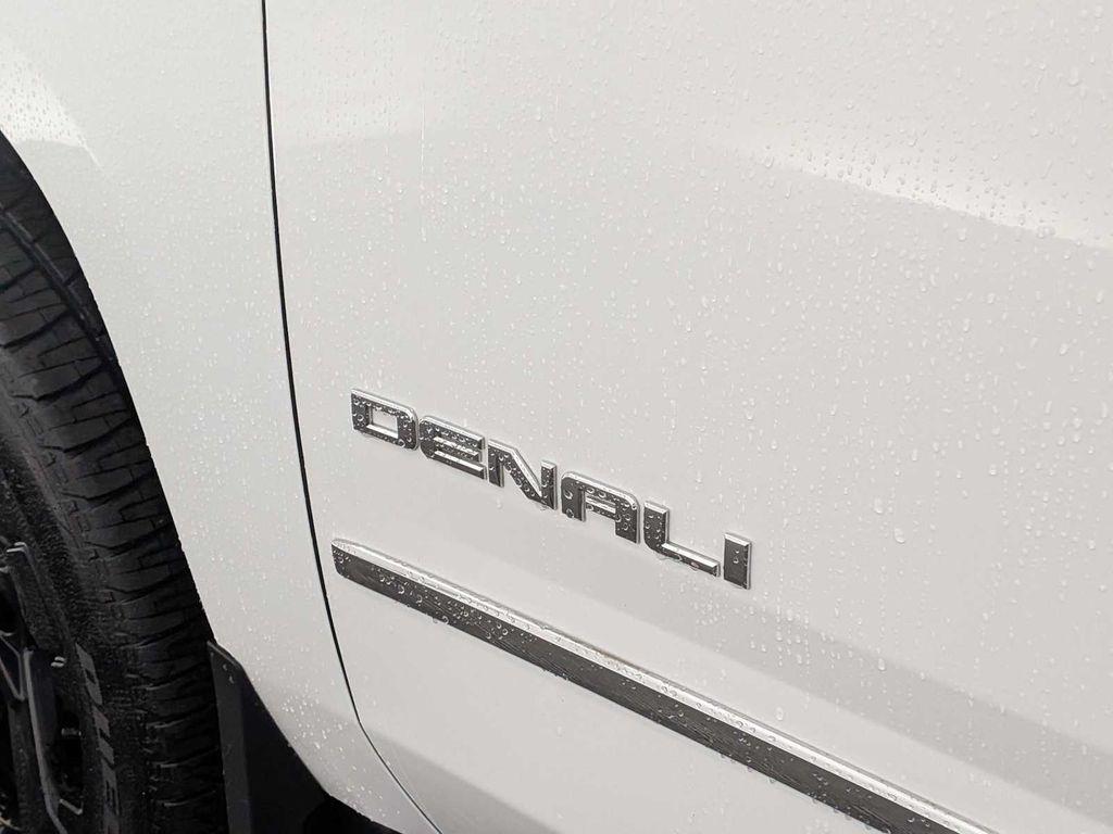 used 2018 GMC Yukon car, priced at $29,995