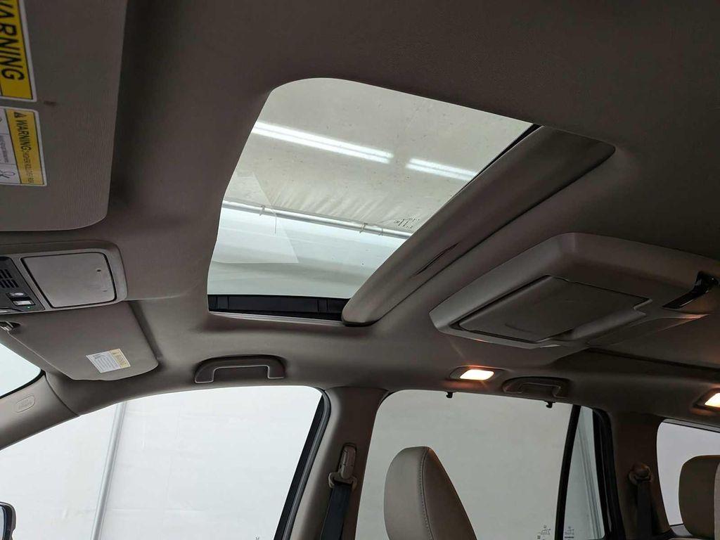 used 2022 Honda Pilot car, priced at $37,495