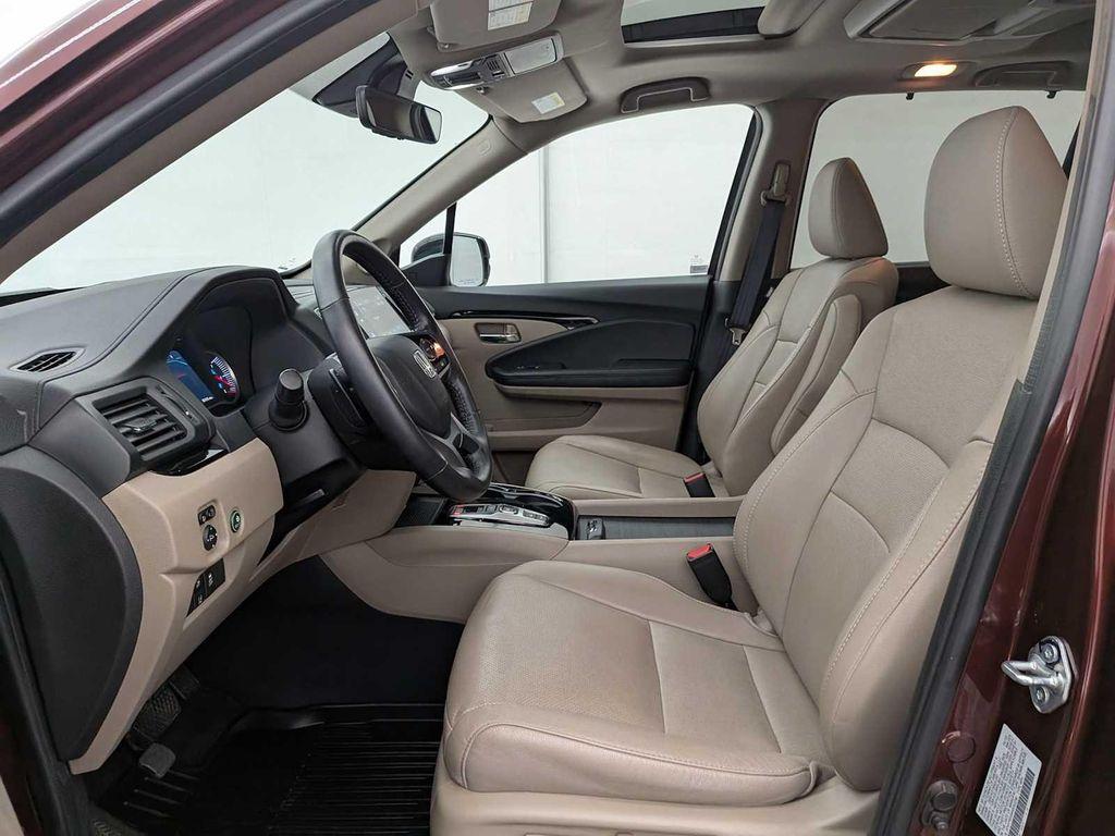 used 2022 Honda Pilot car, priced at $37,495