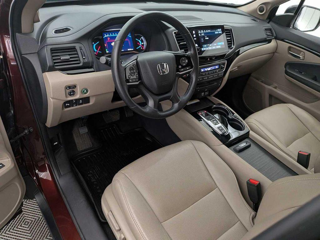 used 2022 Honda Pilot car, priced at $37,495