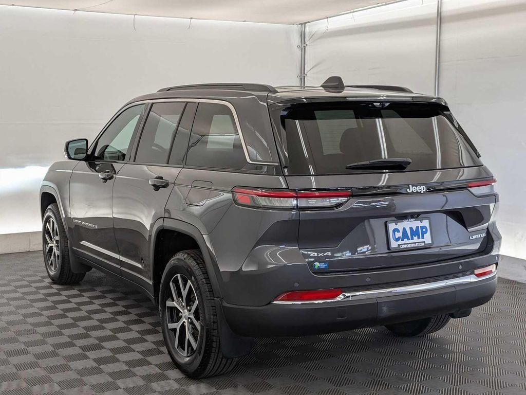 used 2025 Jeep Grand Cherokee car, priced at $42,995