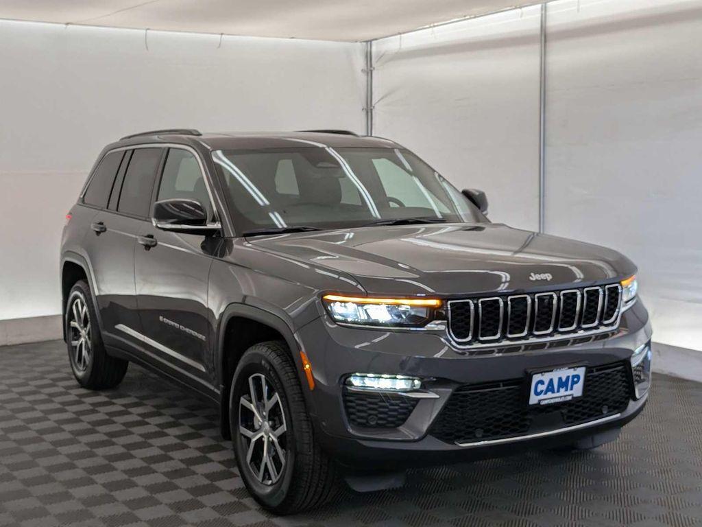 used 2025 Jeep Grand Cherokee car, priced at $42,995
