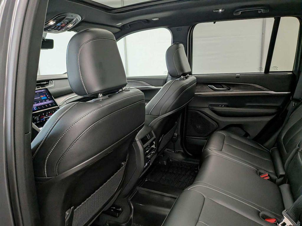 used 2025 Jeep Grand Cherokee car, priced at $42,995