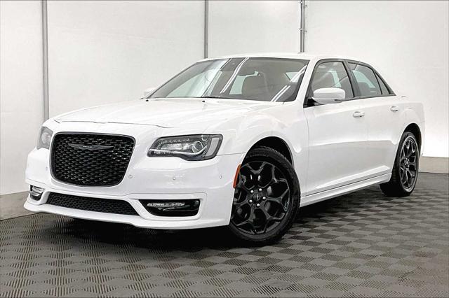 used 2022 Chrysler 300 car, priced at $26,995