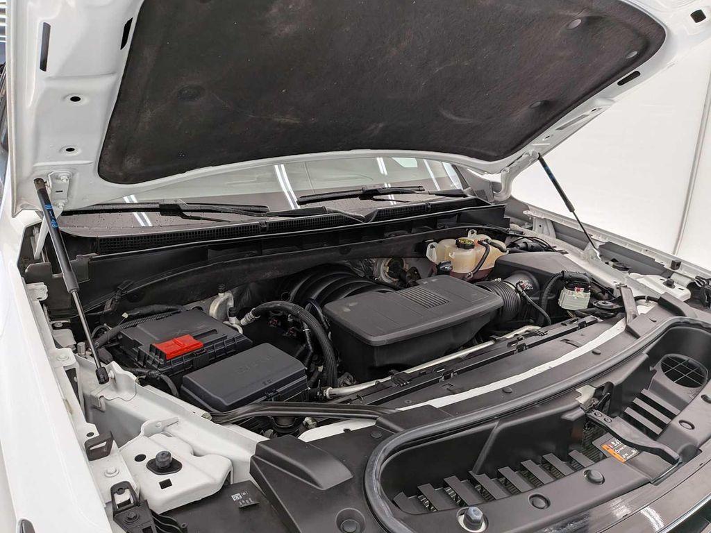 used 2023 GMC Yukon car, priced at $40,695