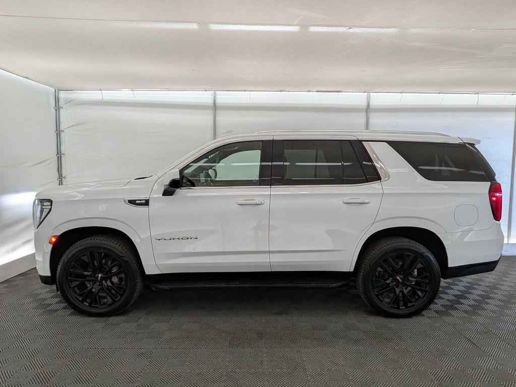 used 2023 GMC Yukon car, priced at $40,695