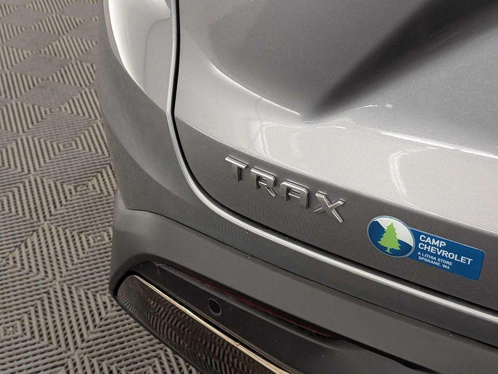 new 2025 Chevrolet Trax car, priced at $24,499