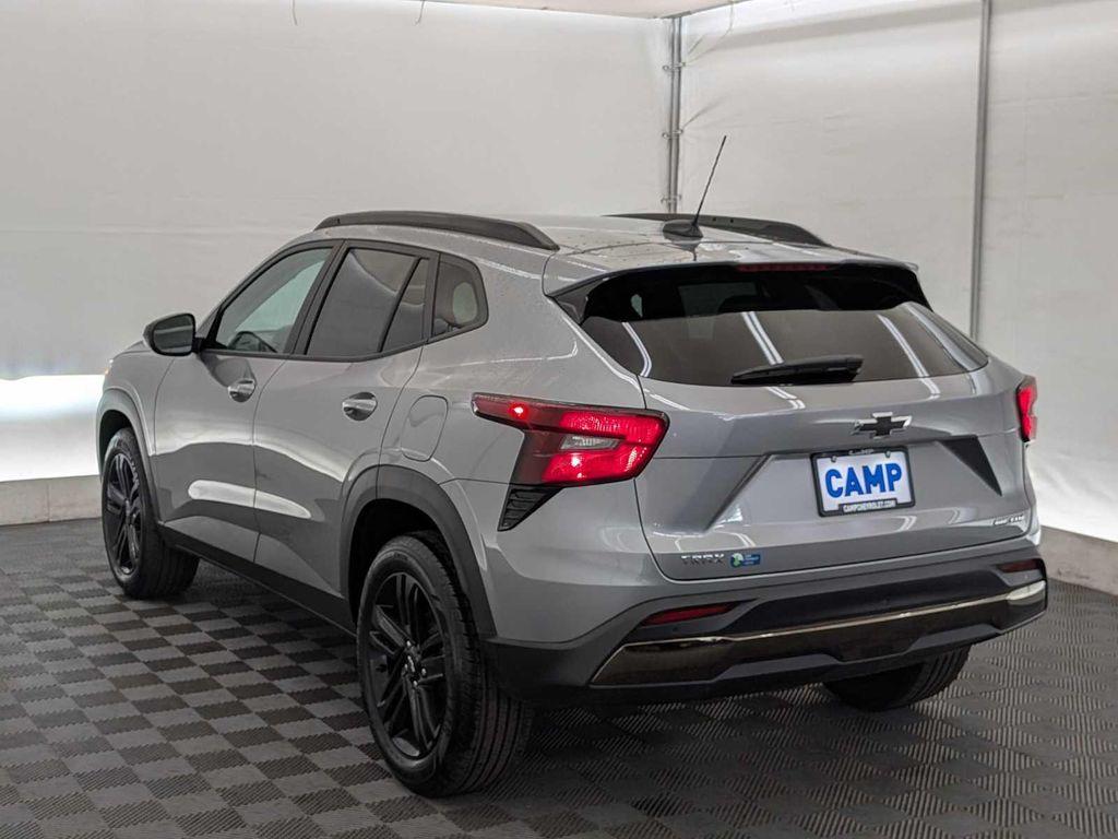 new 2025 Chevrolet Trax car, priced at $24,499