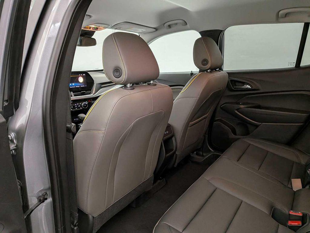 new 2025 Chevrolet Trax car, priced at $24,499