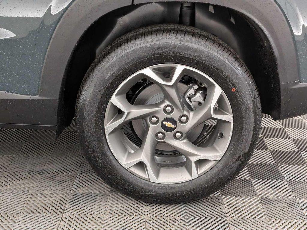 new 2026 Chevrolet Trax car, priced at $25,000