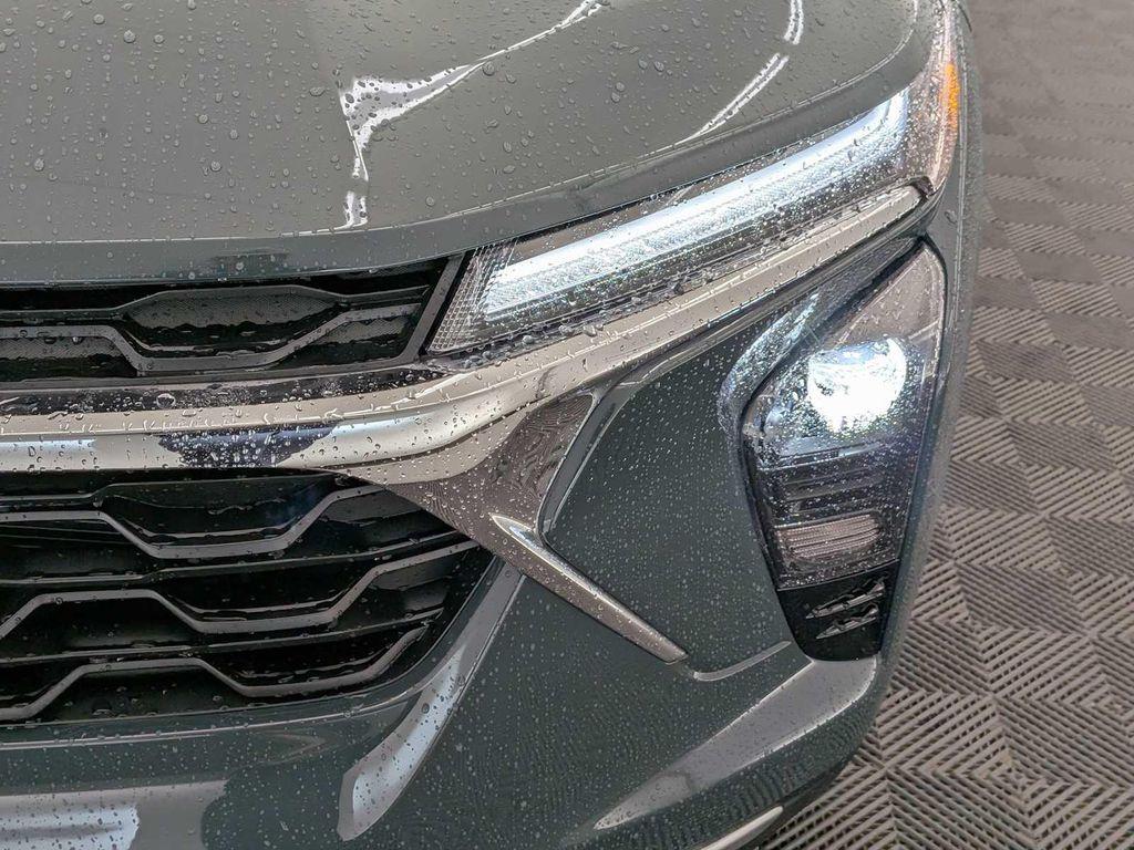 new 2026 Chevrolet Trax car, priced at $25,000