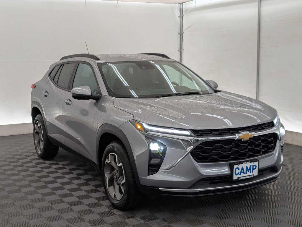 new 2026 Chevrolet Trax car, priced at $25,000