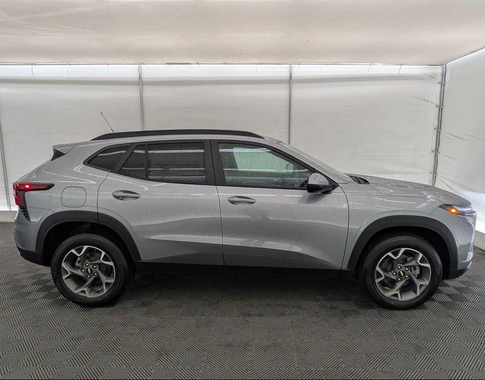 new 2026 Chevrolet Trax car, priced at $25,000