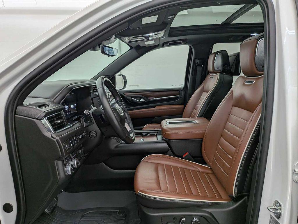 used 2024 GMC Yukon car, priced at $88,995