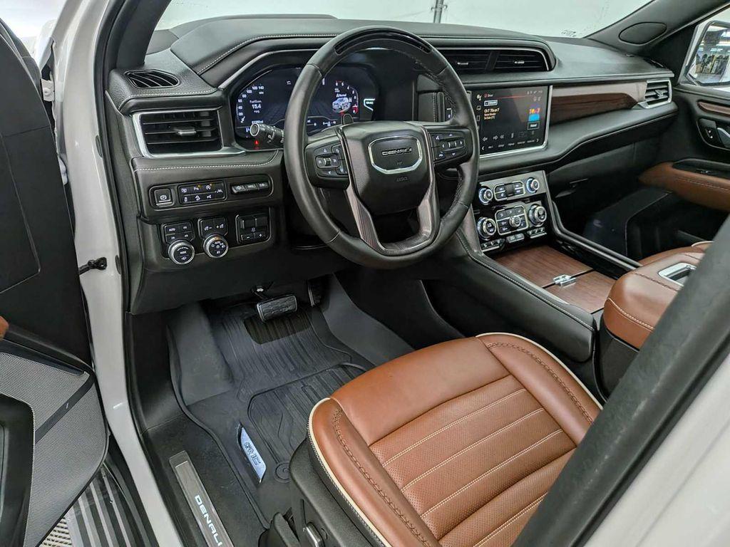 used 2024 GMC Yukon car, priced at $88,995