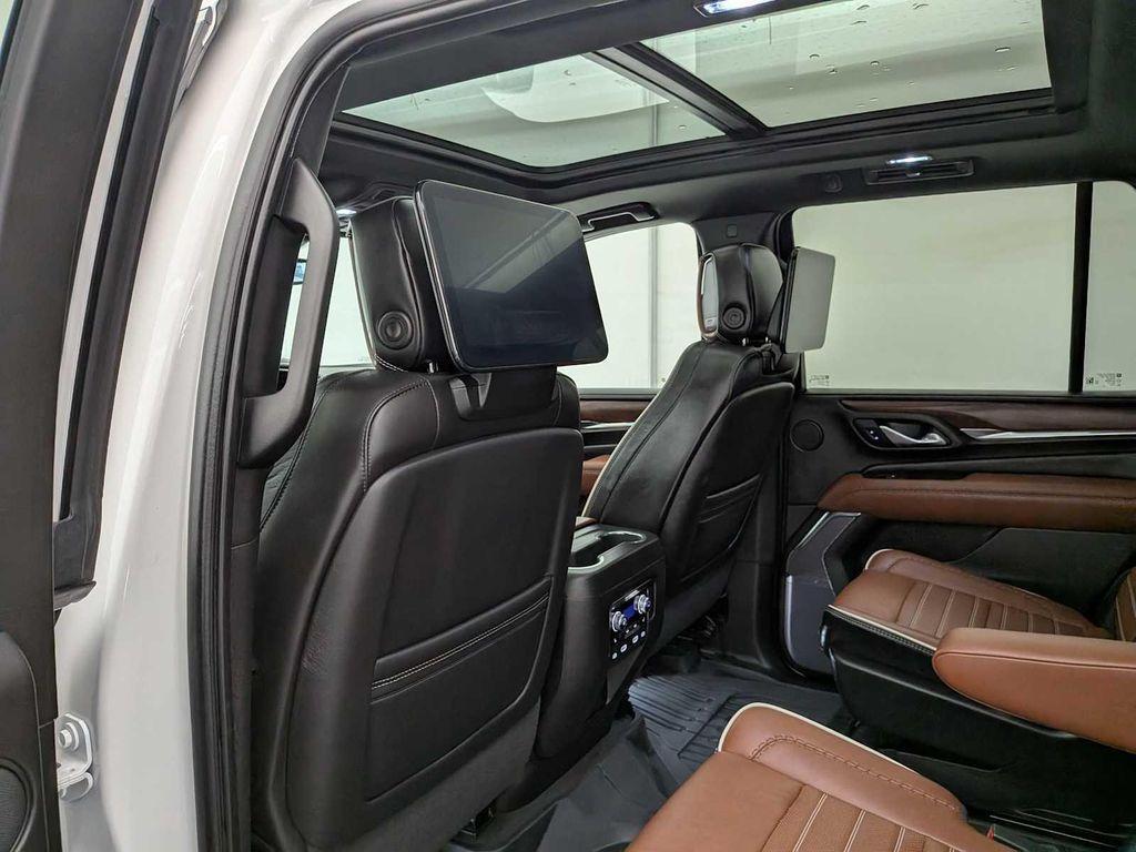 used 2024 GMC Yukon car, priced at $88,995