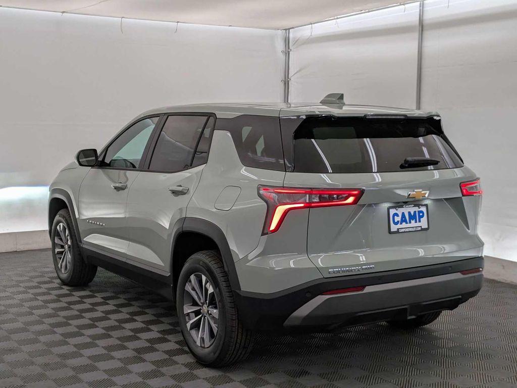 new 2026 Chevrolet Equinox car, priced at $32,000