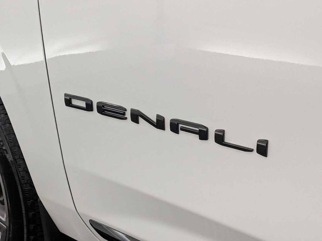 used 2024 GMC Yukon car, priced at $79,995