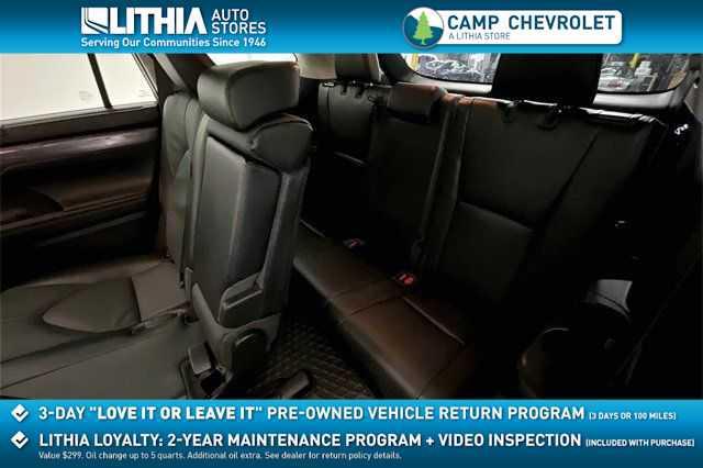 used 2022 Toyota Highlander car, priced at $40,295