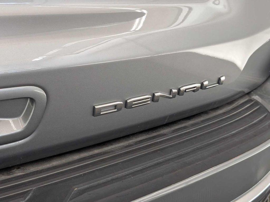 used 2024 GMC Yukon car, priced at $69,995