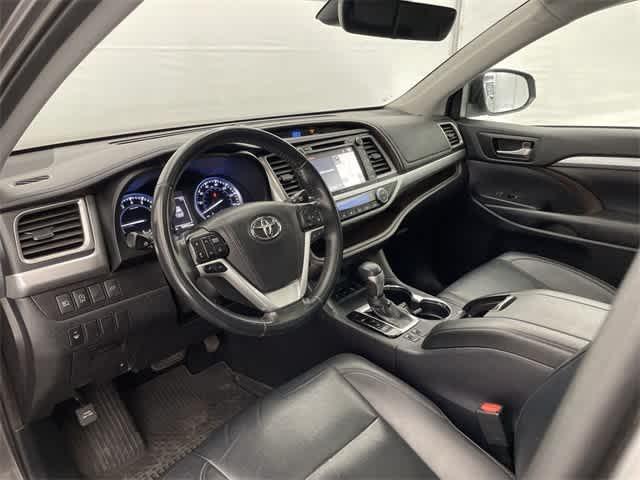 used 2019 Toyota Highlander car, priced at $29,811