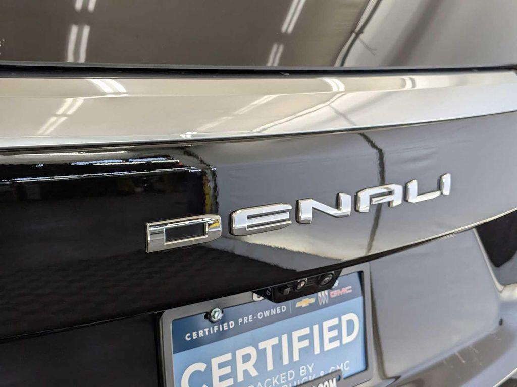 used 2025 GMC Yukon car, priced at $84,995