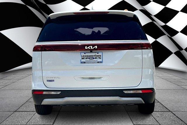 used 2023 Kia Carnival car, priced at $29,594