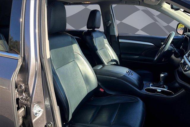 used 2015 Toyota Highlander car, priced at $19,500