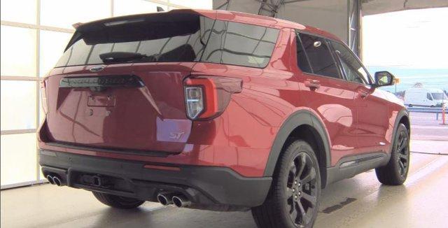 used 2022 Ford Explorer car, priced at $35,984