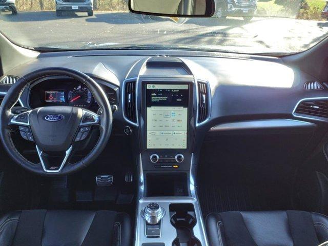 used 2022 Ford Edge car, priced at $27,900