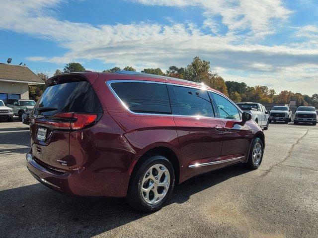 used 2021 Chrysler Pacifica car, priced at $34,894