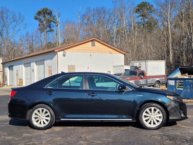 used 2013 Toyota Camry Hybrid car, priced at $10,500