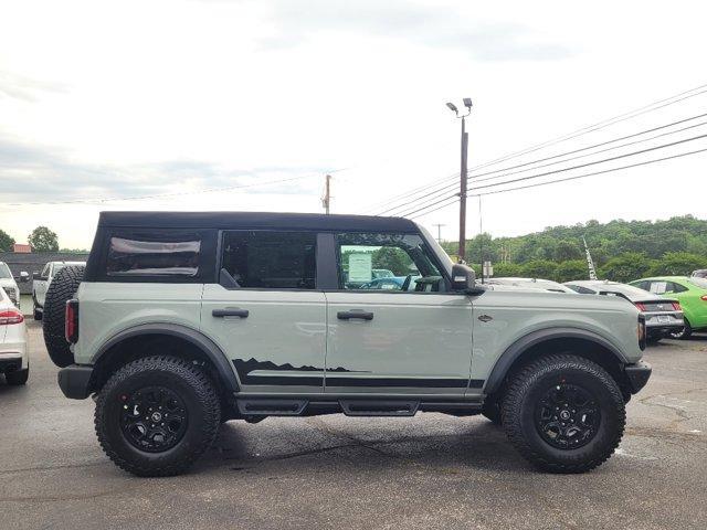 new 2024 Ford Bronco car, priced at $60,678