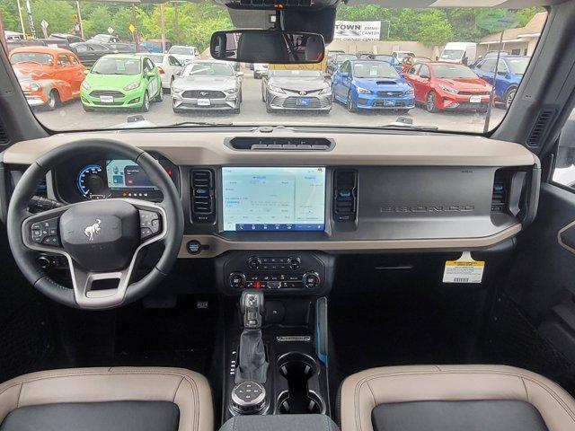 new 2024 Ford Bronco car, priced at $60,678