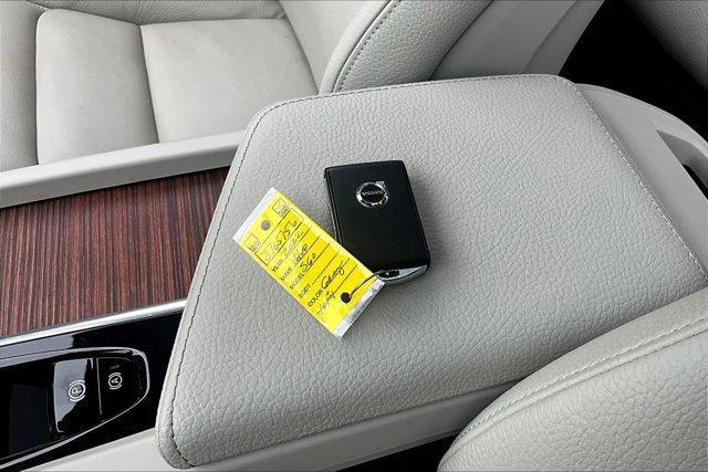 used 2022 Volvo S60 car, priced at $29,894
