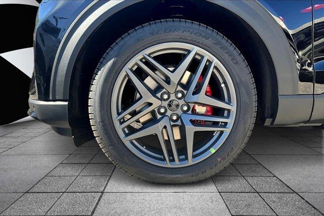 new 2025 Ford Explorer car, priced at $55,511