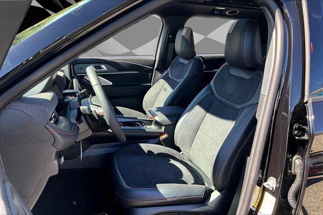 new 2025 Ford Explorer car, priced at $55,511