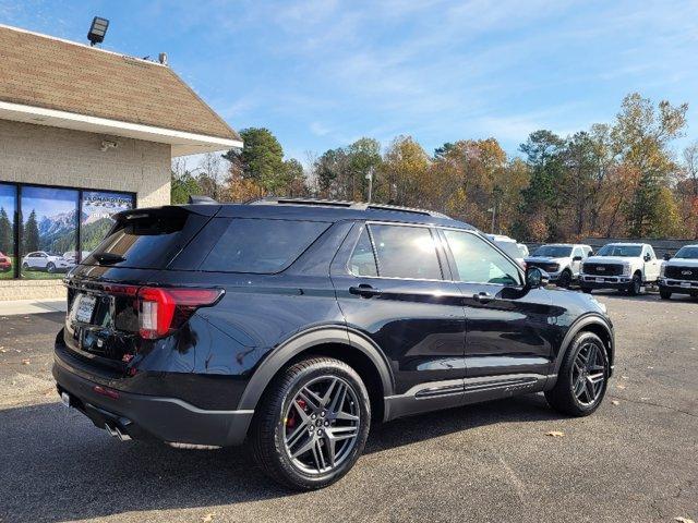 new 2025 Ford Explorer car, priced at $54,936