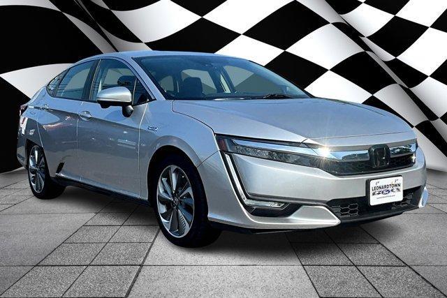 used 2018 Honda Clarity Plug-In Hybrid car, priced at $17,594