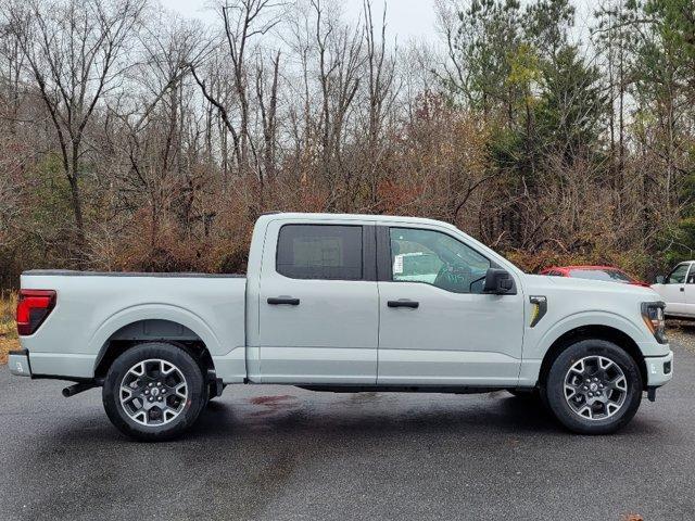 new 2024 Ford F-150 car, priced at $41,106