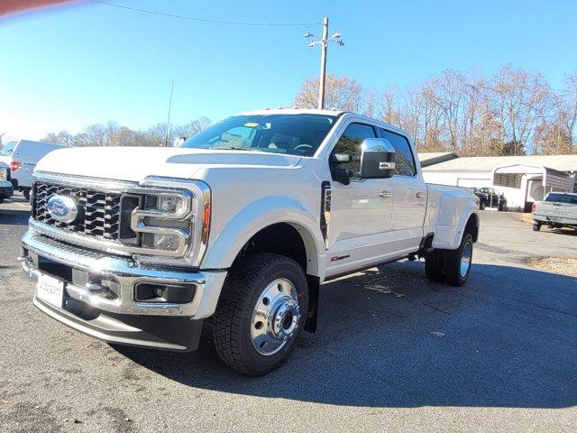 new 2024 Ford F-450 car, priced at $95,020