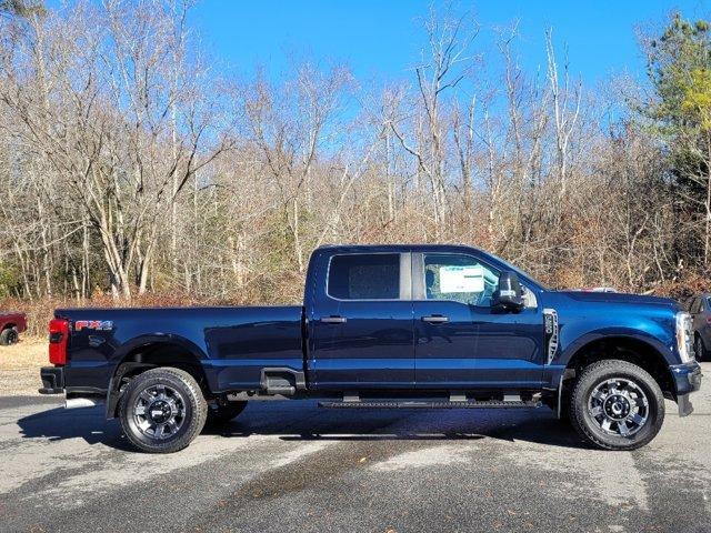 new 2024 Ford F-250 car, priced at $59,995