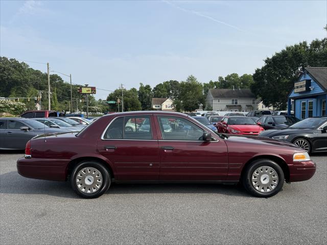 used 2005 Ford Crown Victoria car, priced at $5,895