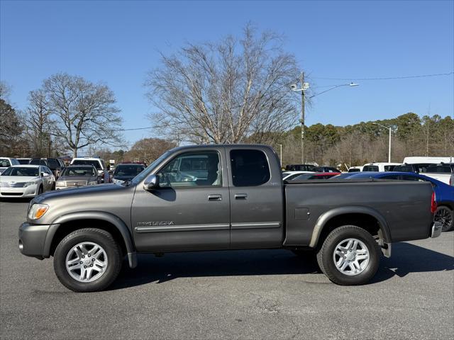 used 2006 Toyota Tundra car, priced at $10,700