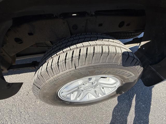 used 2006 Toyota Tundra car, priced at $10,700