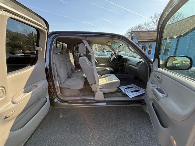 used 2006 Toyota Tundra car, priced at $10,700