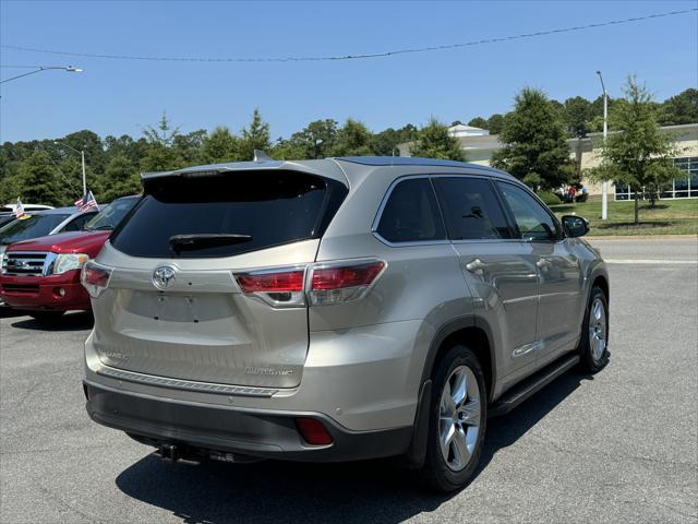 used 2014 Toyota Highlander car, priced at $18,900