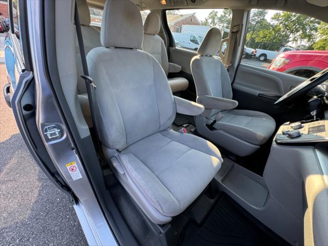 used 2018 Toyota Sienna car, priced at $11,700