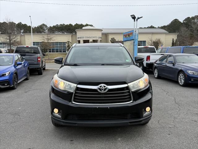 used 2015 Toyota Highlander car, priced at $16,995